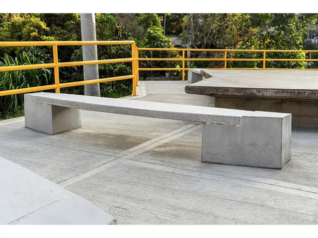 Banca Jardín